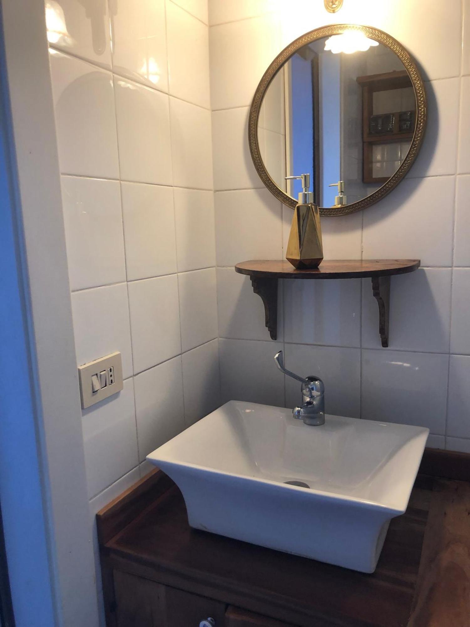 With Terrace And Loft With Garden In Naviglio Pavese Guest house