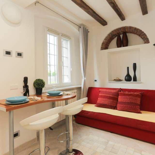 Appartamento Chiesa Rossa-loft And Apartments-navigli Milano