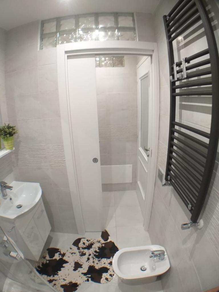 Appartamento Chiesa Rossa-loft And Apartments-navigli Milano