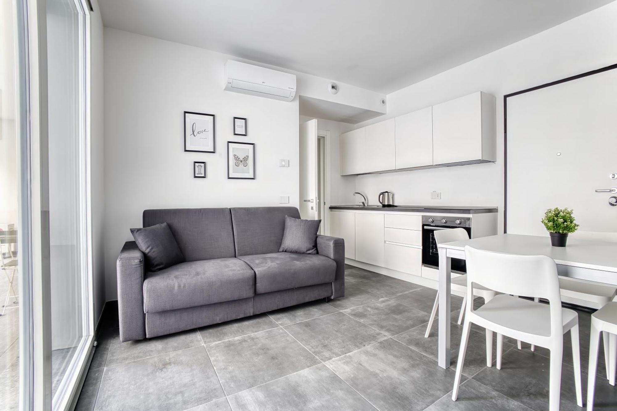 Just Urban - With 40sqm Terrace - Solari * Milano