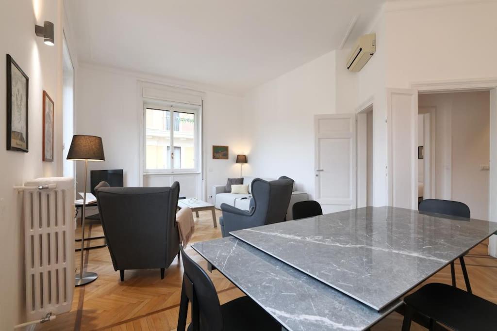Contempora - Trilocale Podgora 10 * Milano