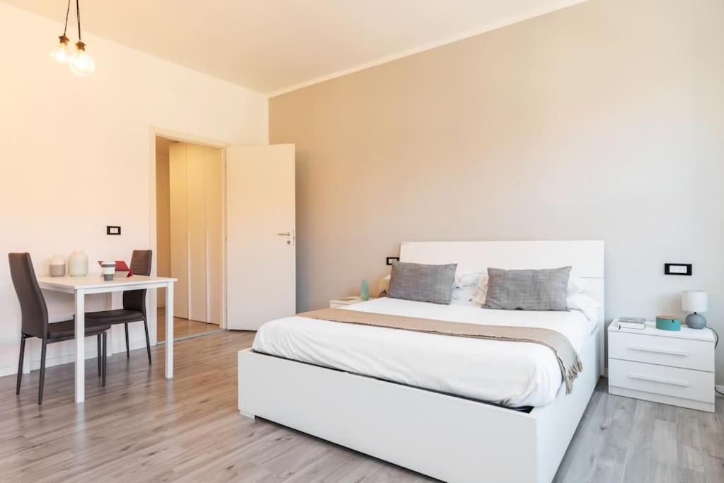 Vitruvio Flexyrent A.c. Apartment