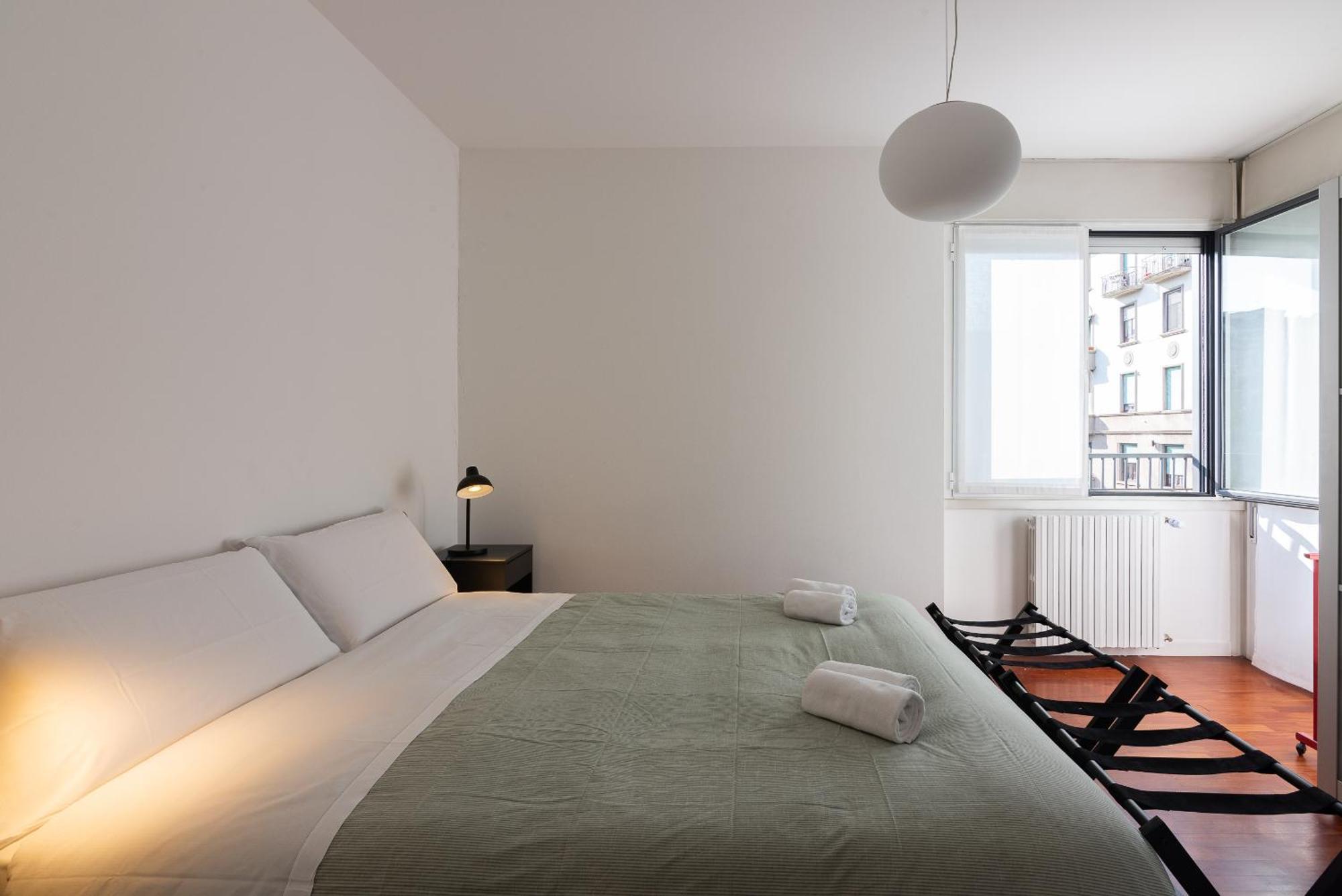 Apartment Daniele Flat - Free Wi-fi & M4 Metro Mi Milan