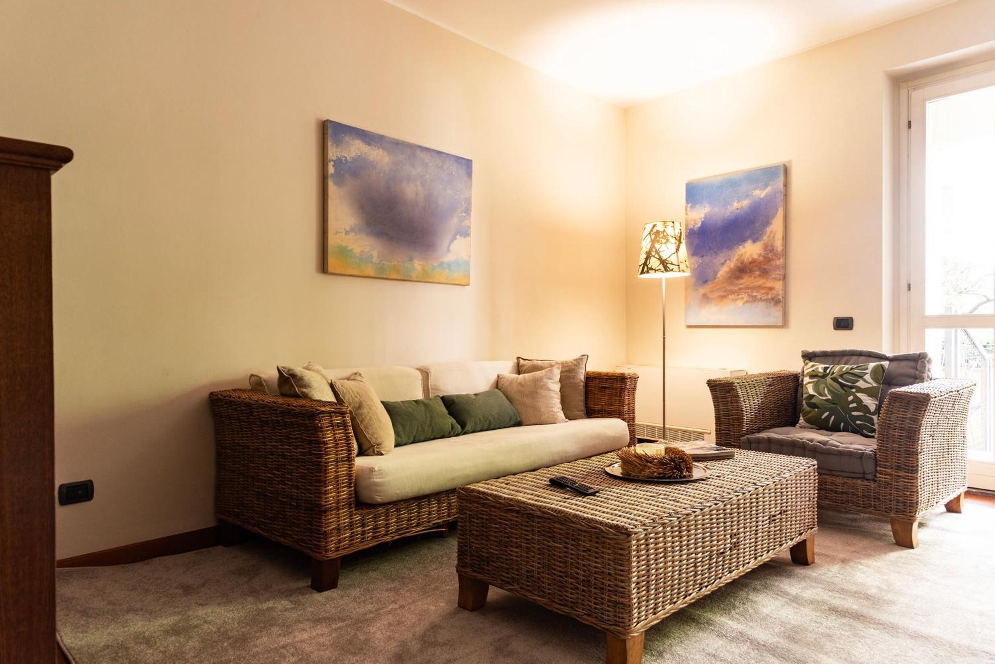 Moscova-brera Elegante Con Giardino Privato * Milan