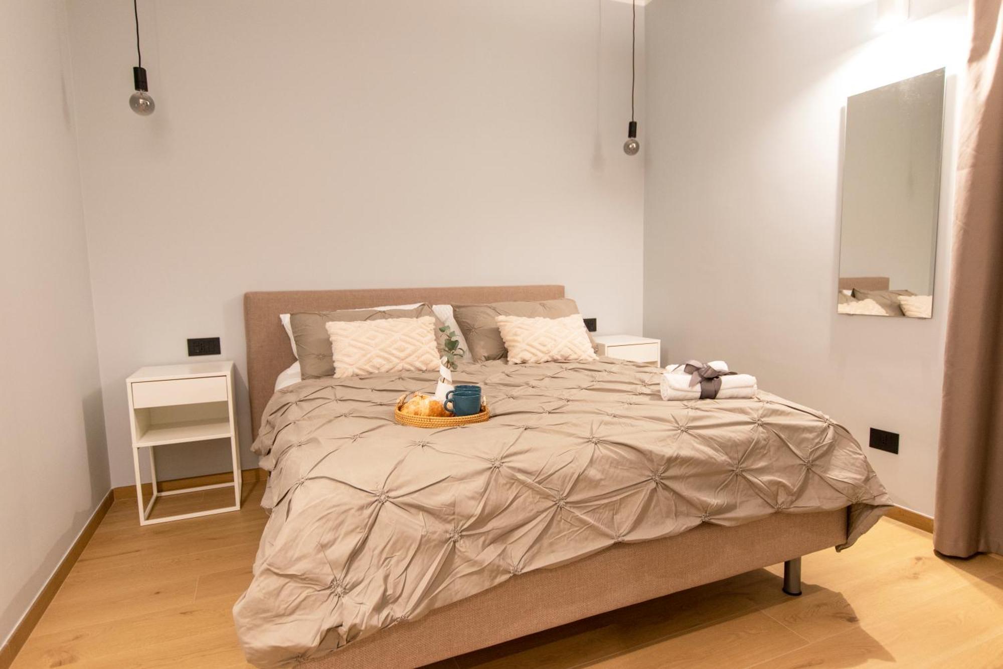 Ihost Luxury -private Parking- Plana 4 Apartment Milan