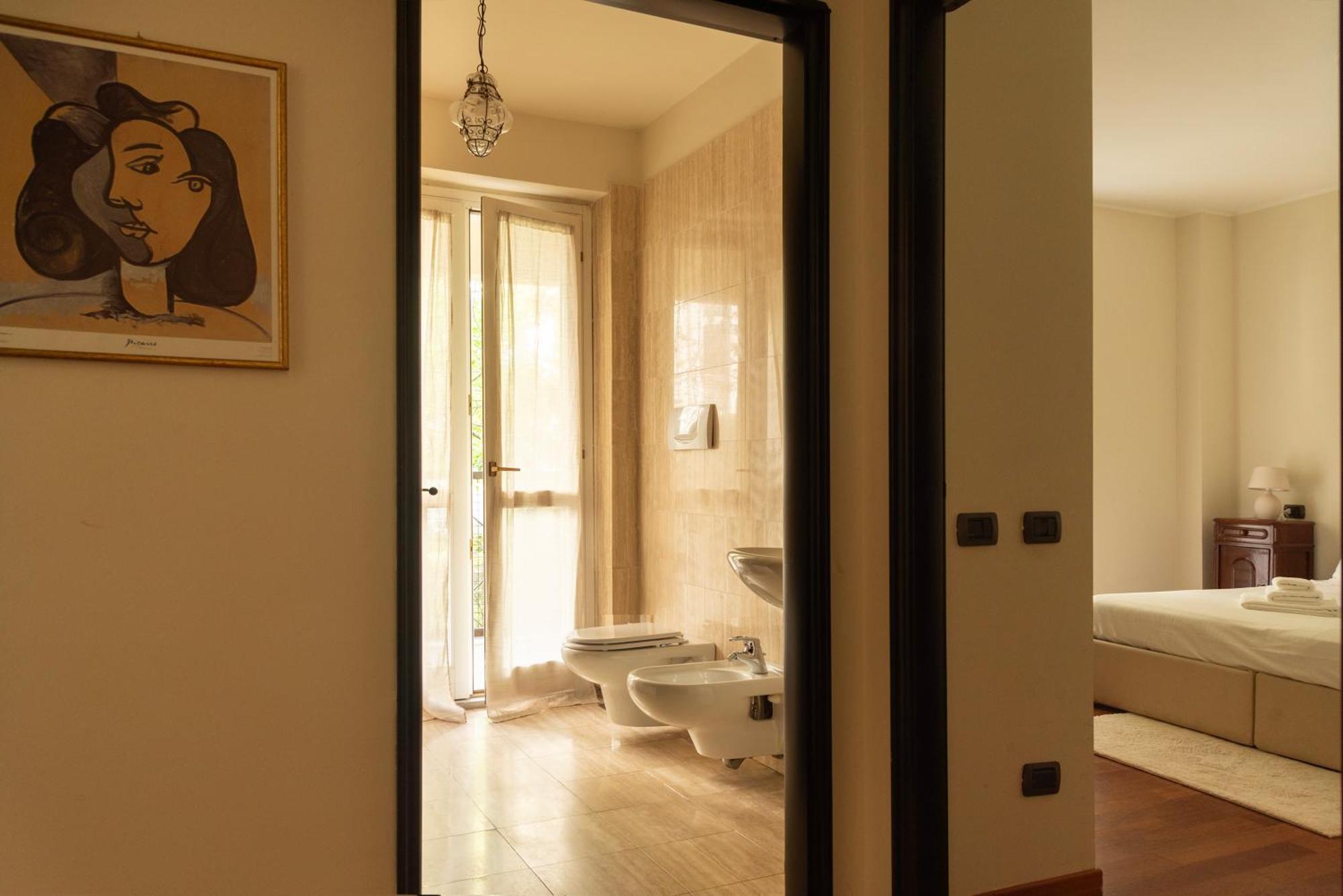 Moscova-brera Elegante Con Giardino Privato Apartment Milan