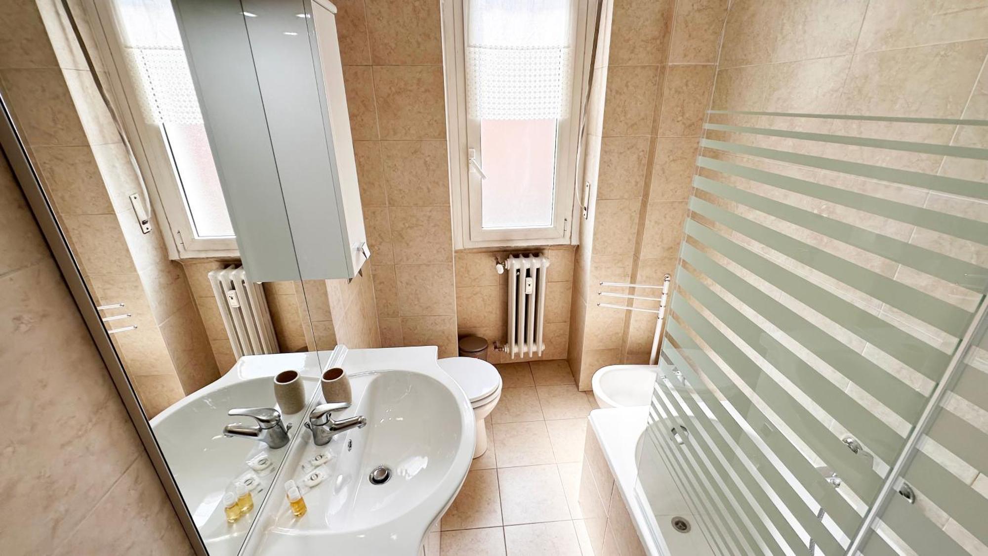 Appartamento Ihost - Bergamo 12 *