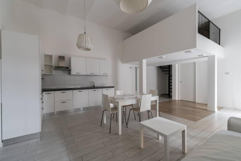 Spazioso Loft: Coldilana14 Milão