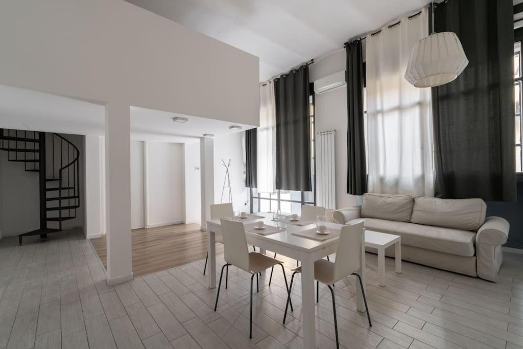 Spazioso Loft: Coldilana14 Appartamento Milano