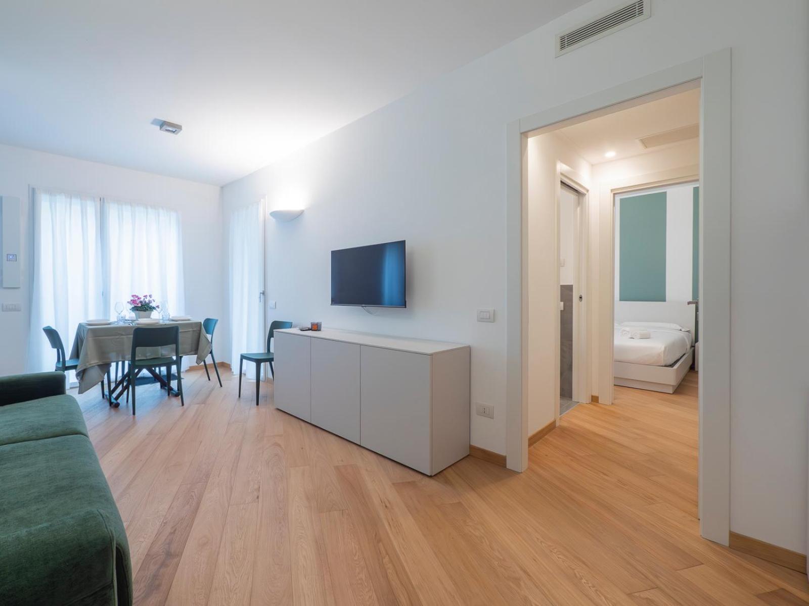 Youhosty - Palazzo Crovato 3d * Milan