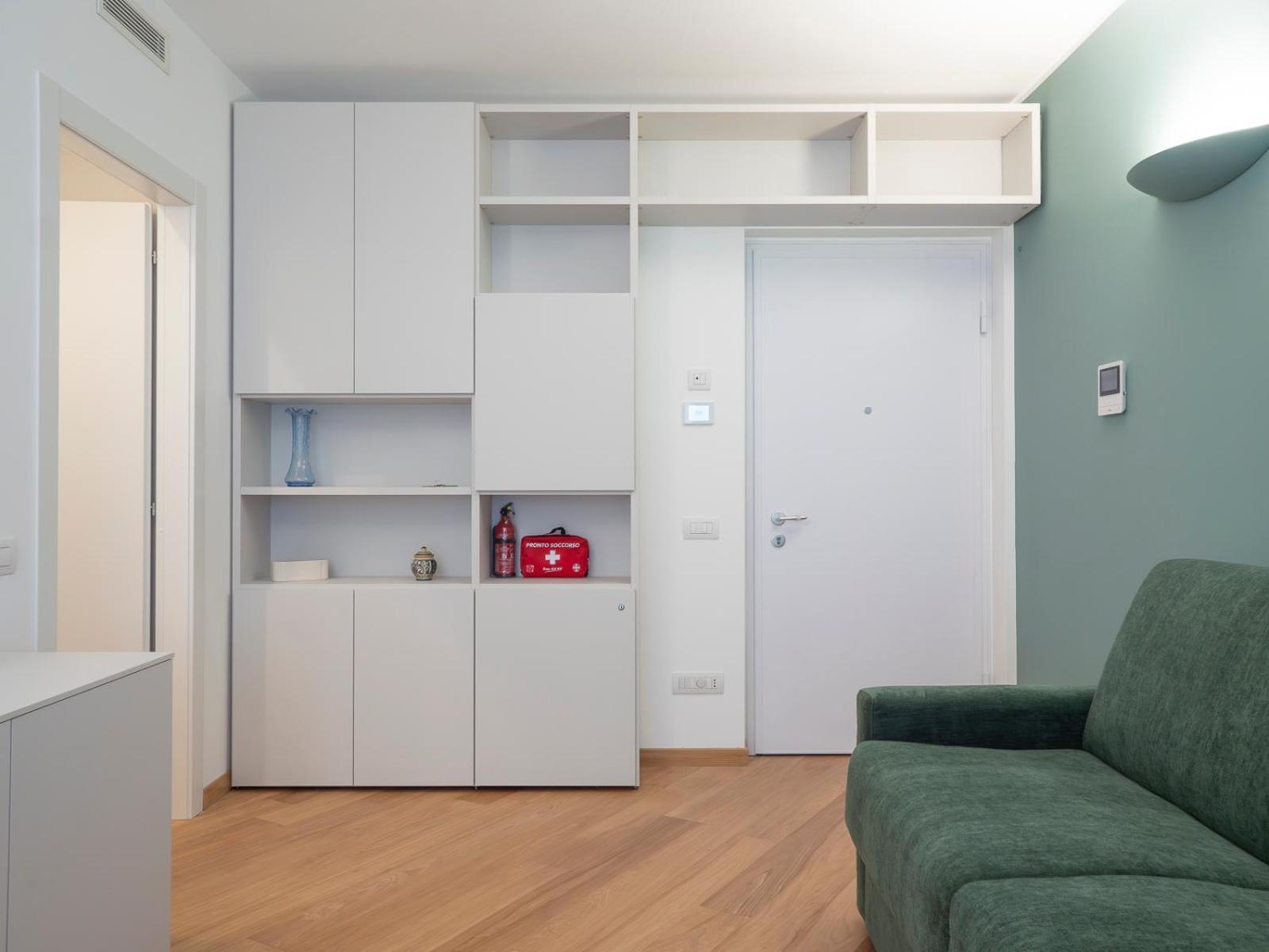 Youhosty - Palazzo Crovato 3d * Milan