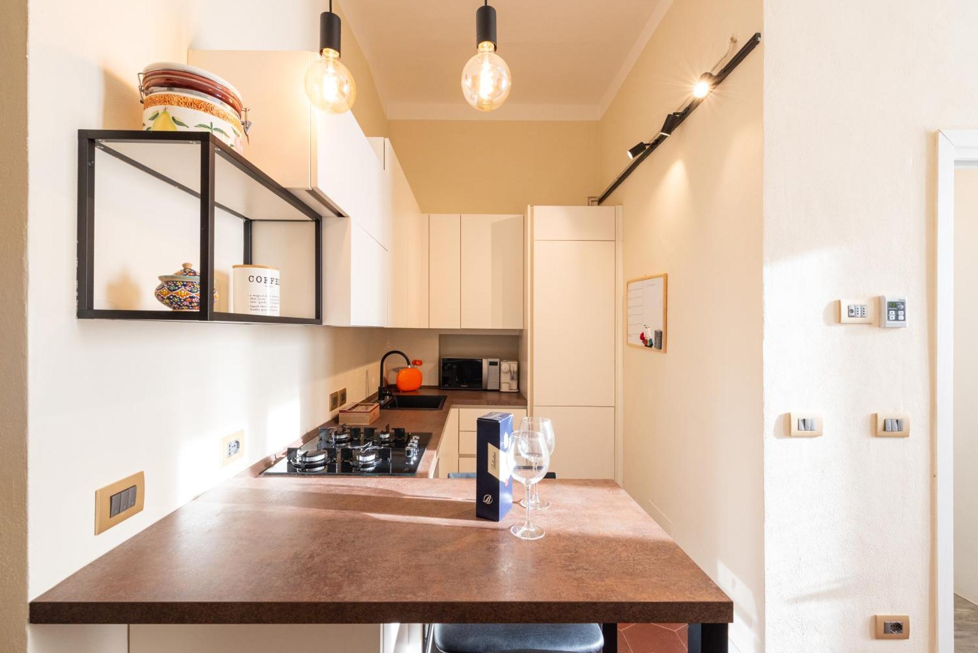 Apartment 10' Duomo & Station Large Milan