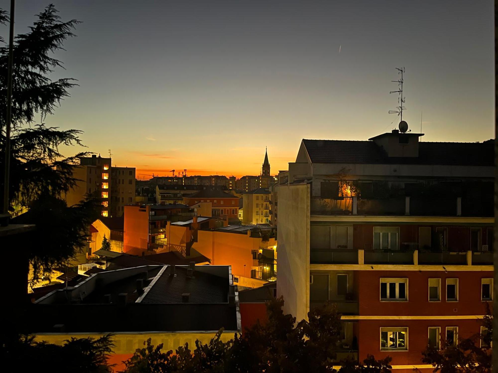 Elegant Blue Portello - Near Mico And Fiera Apartment