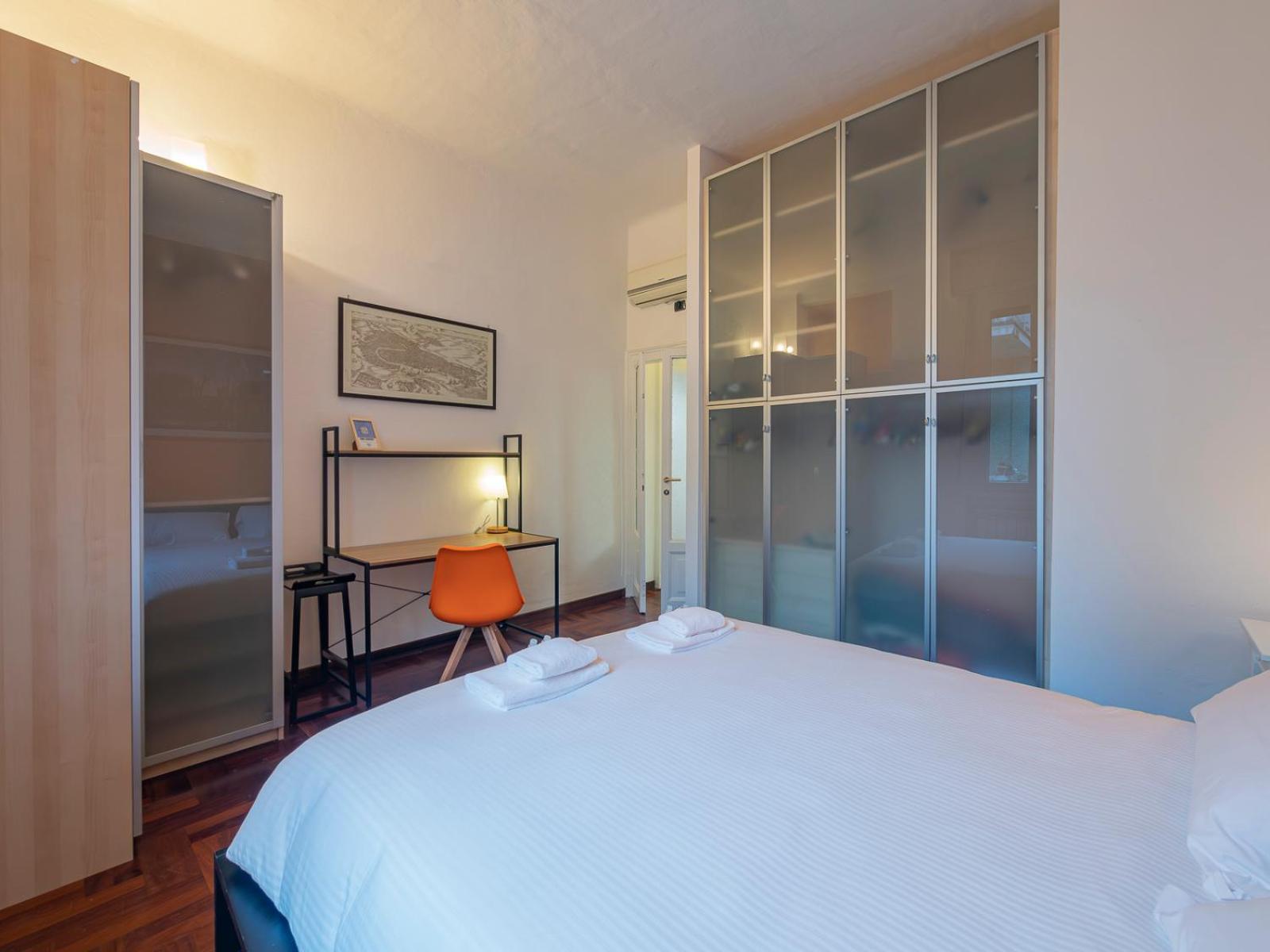 Xenia - Charming Three-room Apartment