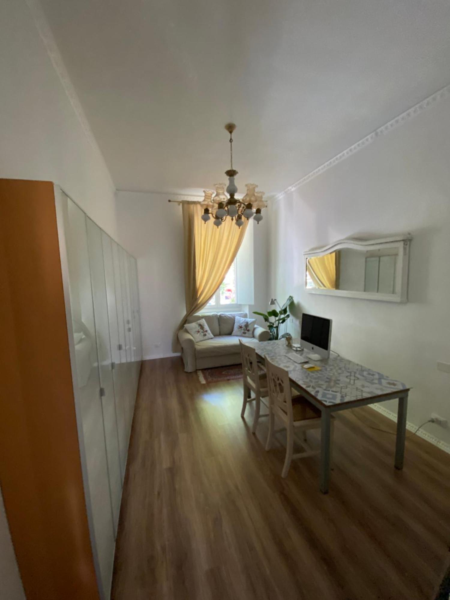 Officina Scrittoria Apartment Milan