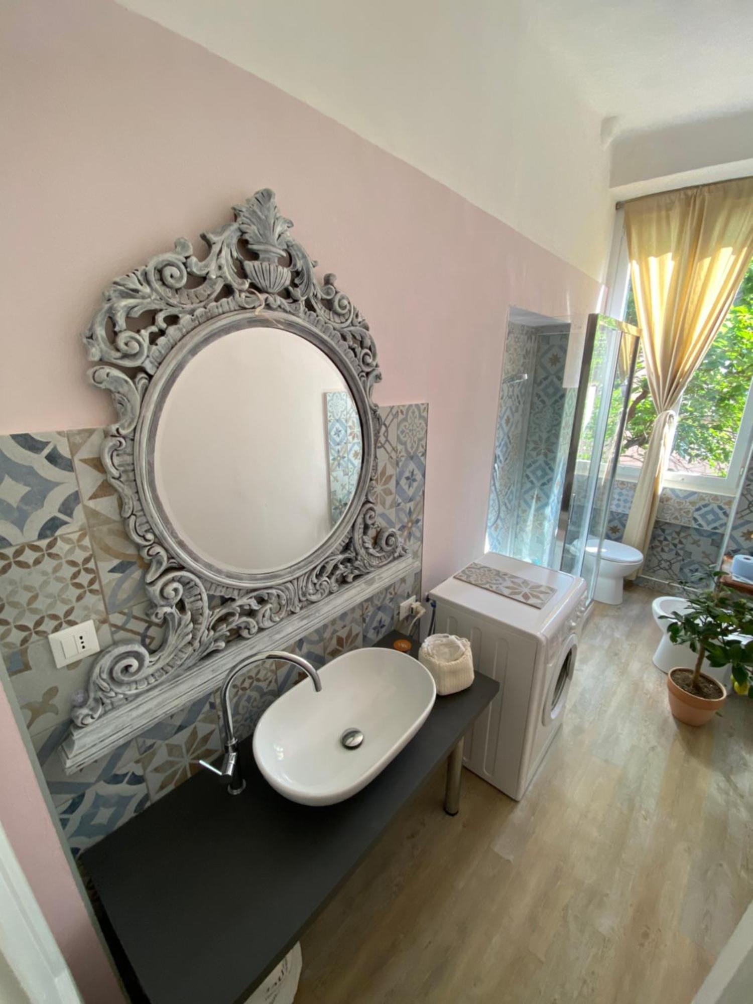 Officina Scrittoria Apartamento *