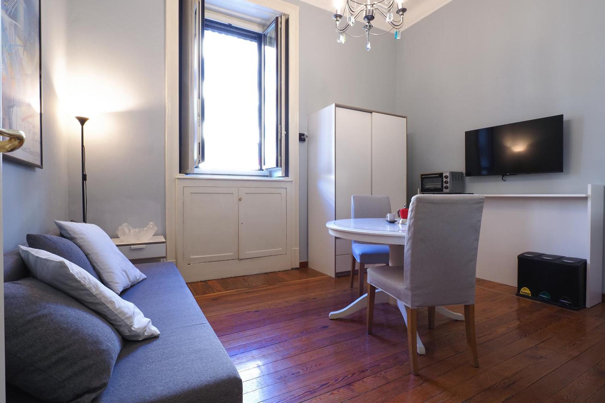 Apartment Mila Pisacane Milan
