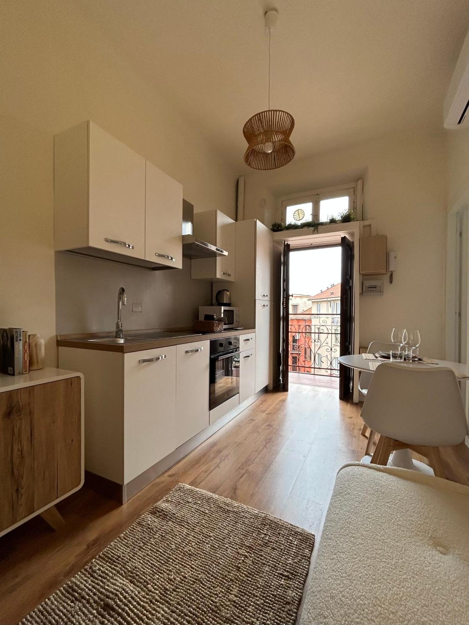 Apartamento Elegante Bilocale, A Pochi Passi Dalla Metro Pasteur Milão