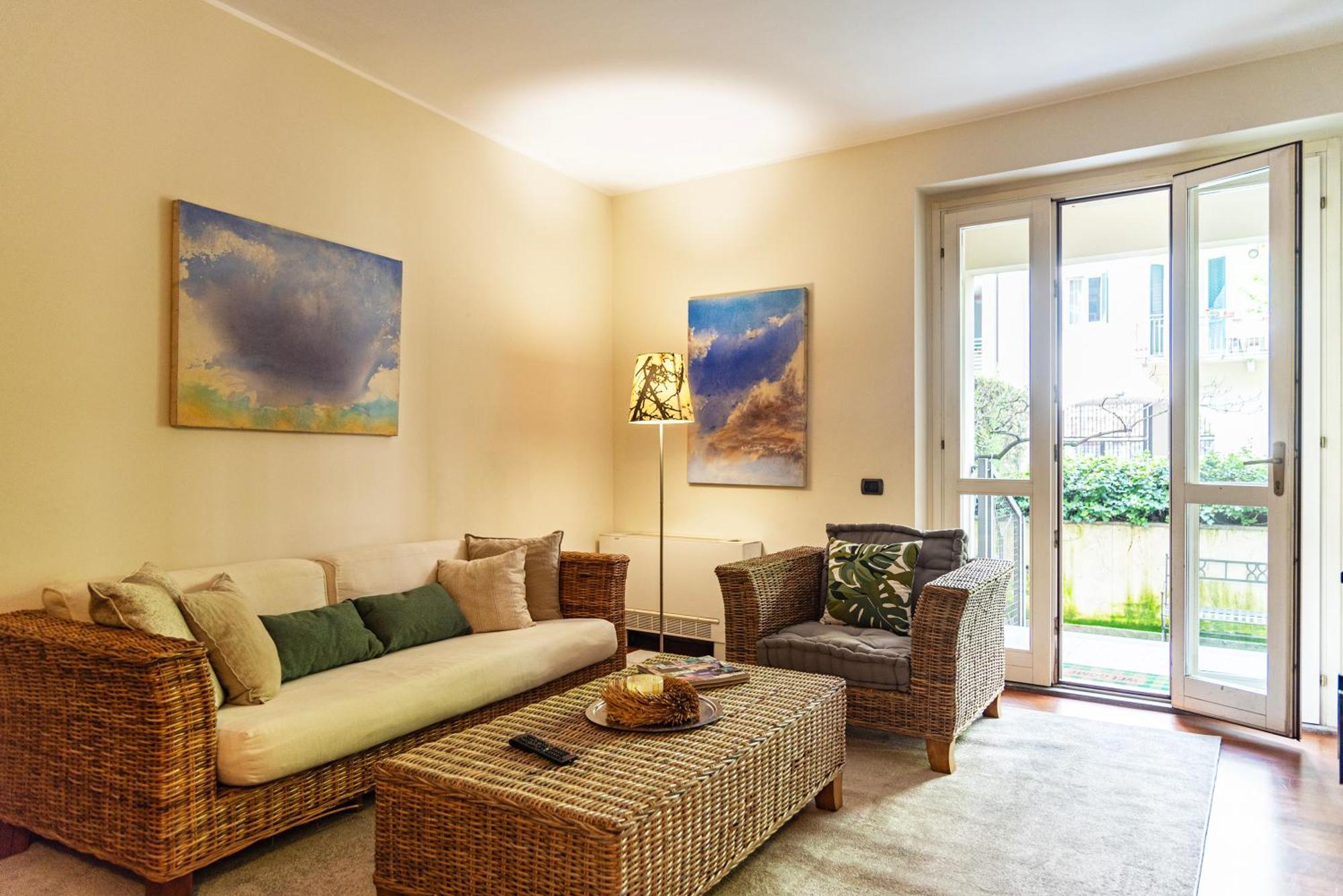 Apartamento Moscova-brera Elegante Con Giardino Privato