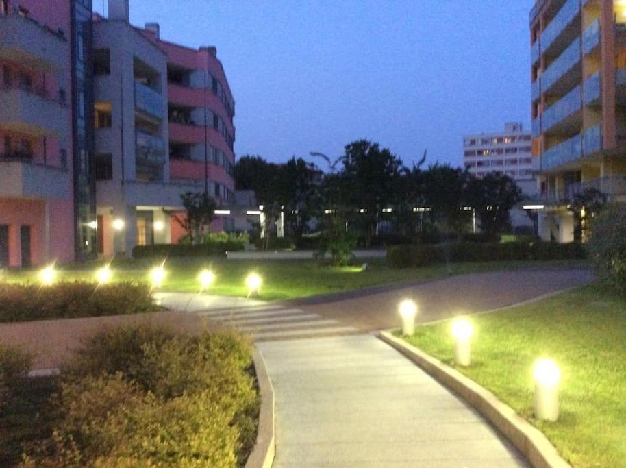 Apartment Vicino Metro Precotto, Garage Gratuito Milan