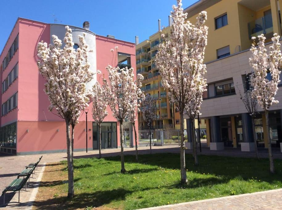 Apartment Vicino Metro Precotto, Garage Gratuito *