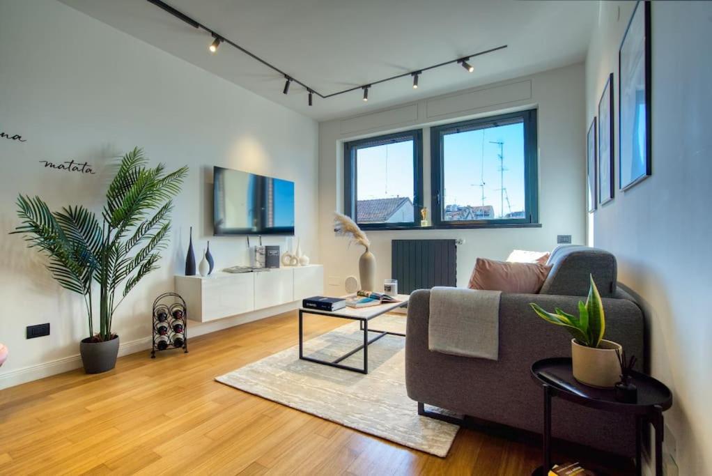 Italianflat - Canal Couture, Navigli Luxury Retreat * Milano