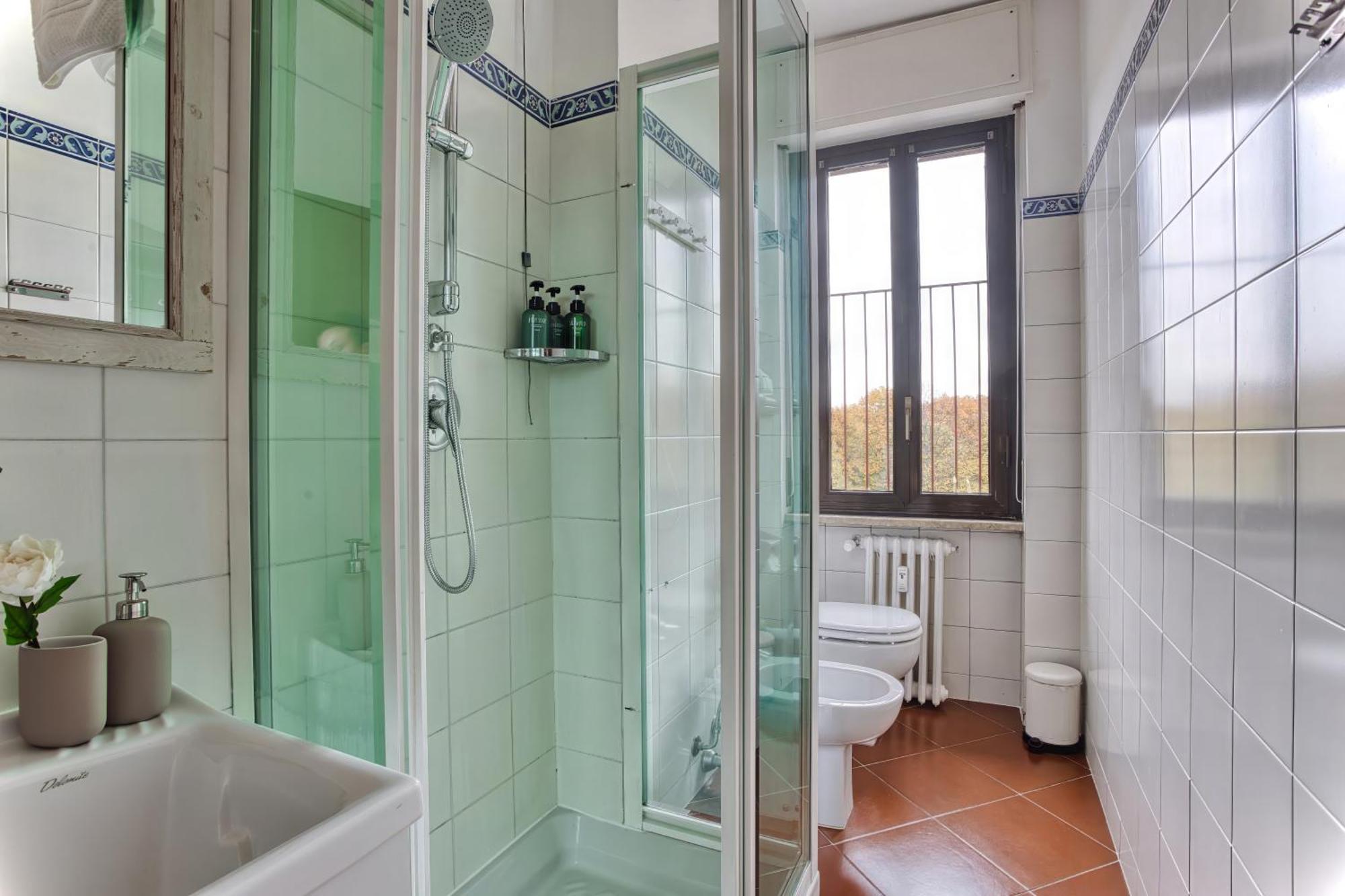 Balilla30 - Spacious 2 Bedroom Next To Center Apartment Milan