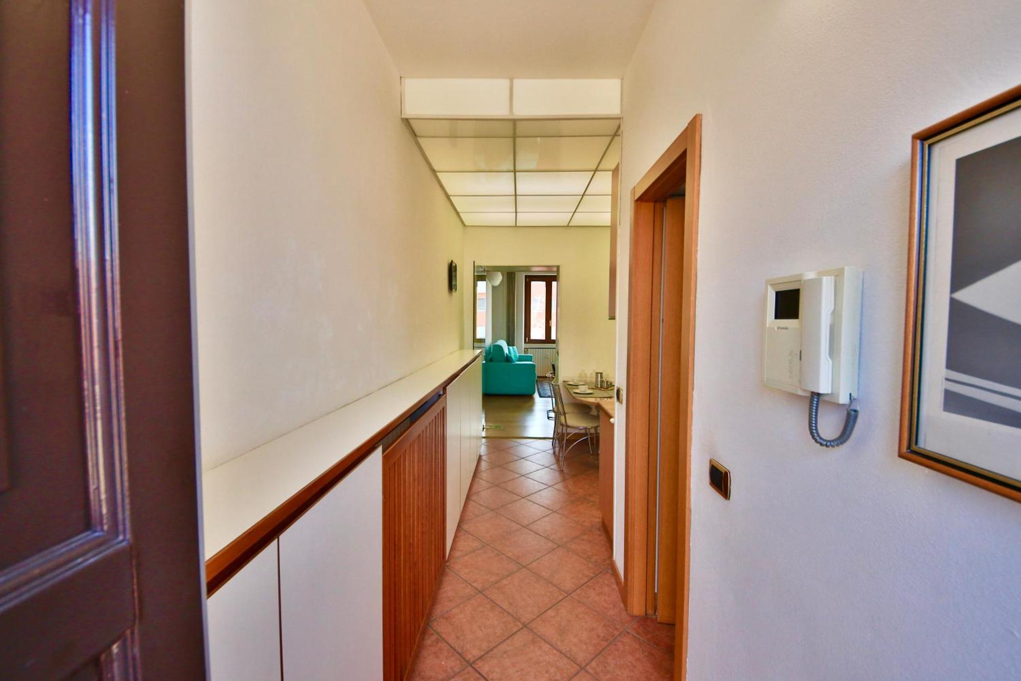 Apartment The Metropolitan Cozy Near Duomo + Wifi *