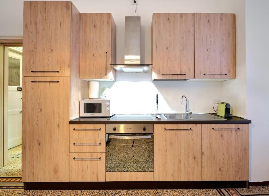Isola Suite-hosted By Sweetstay * Milan