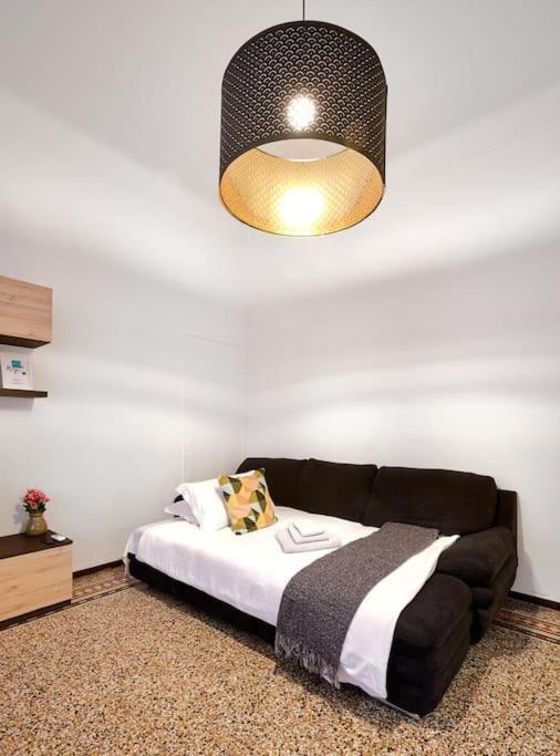 Isola Suite-hosted By Sweetstay * Milan