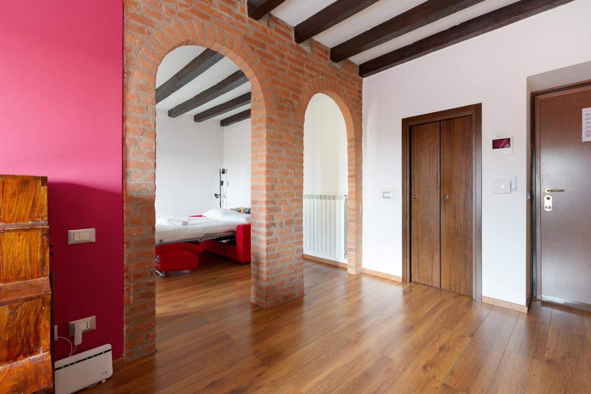 Apartment Colonne Di San Lorenzo - Colorful Apartment! Milan