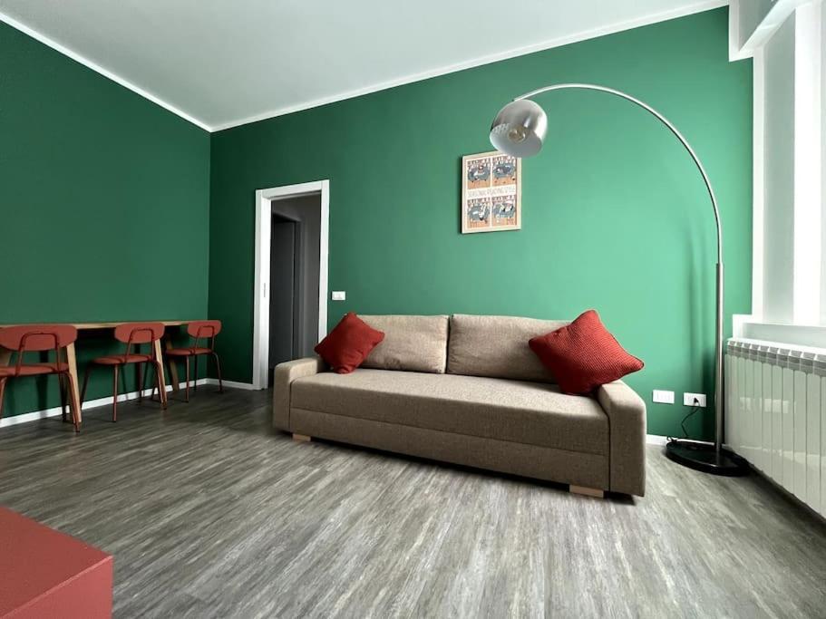 Delfico Cozy Apartment Milan