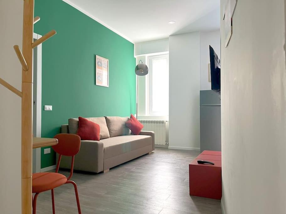 Delfico Cozy Milan
