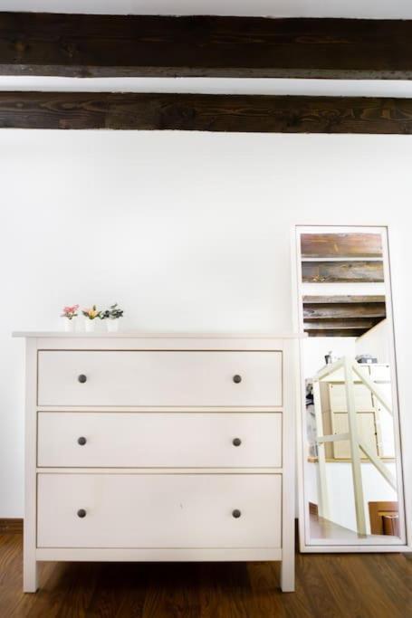 Apartamento Lafilo 1 Milão