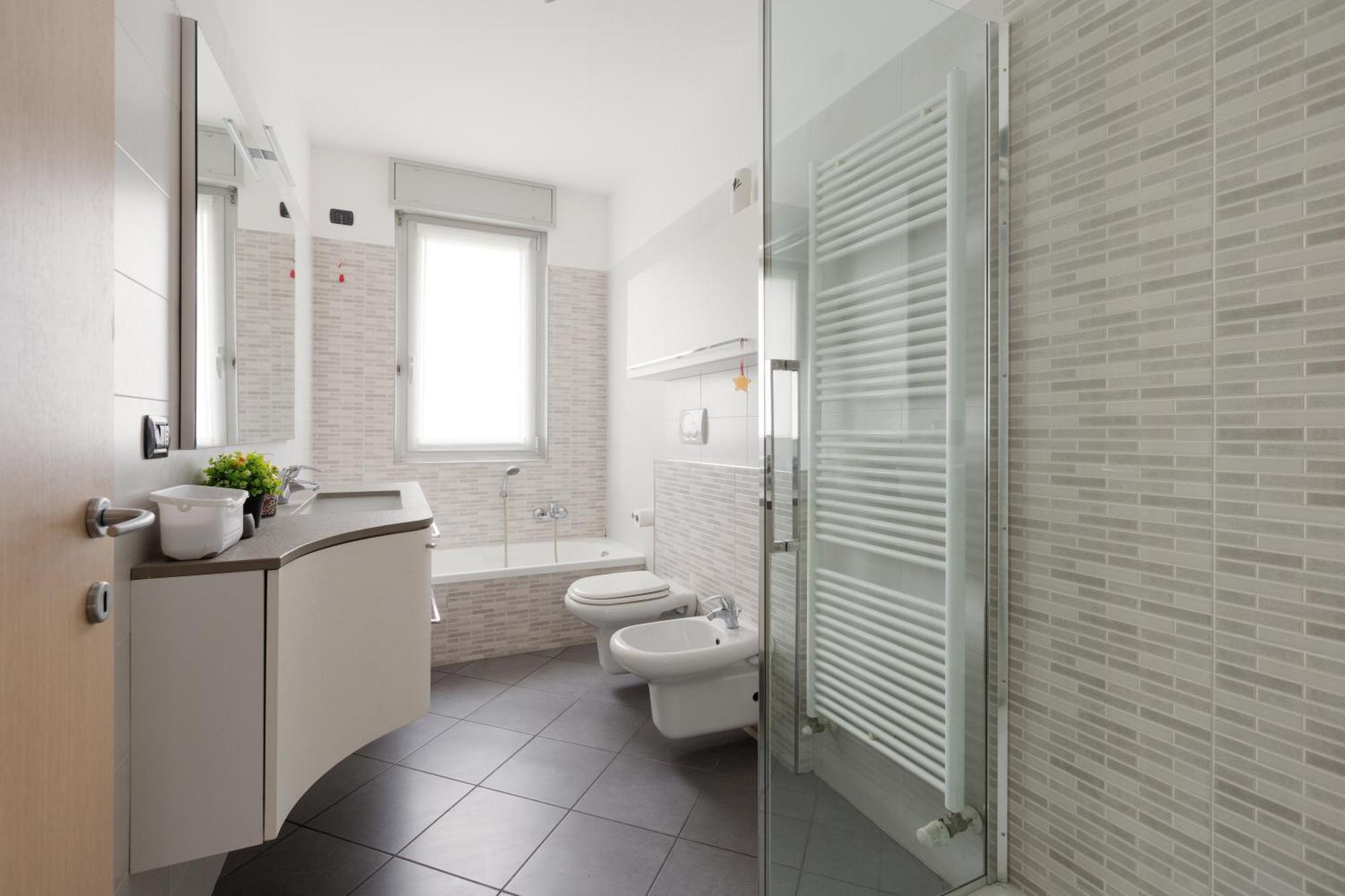 Niguarda - Ampio E Moderno Trilocale Apartment *