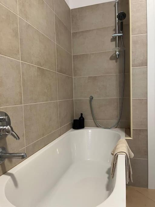 Apartamento Bilocale Certosa- Fiera