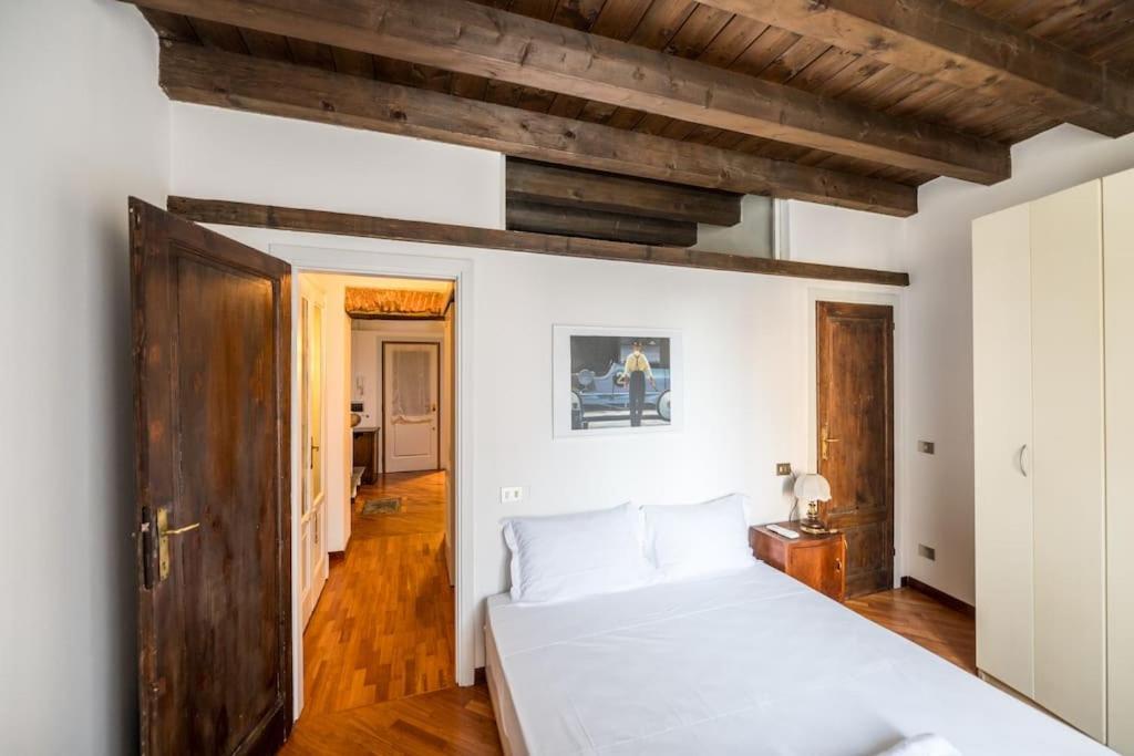 Wonderful Two Floors Apartamento Milão