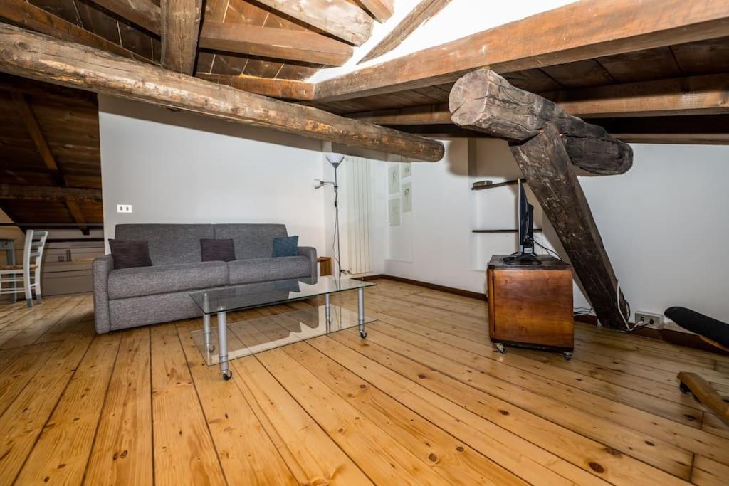 Wonderful Two Floors *
