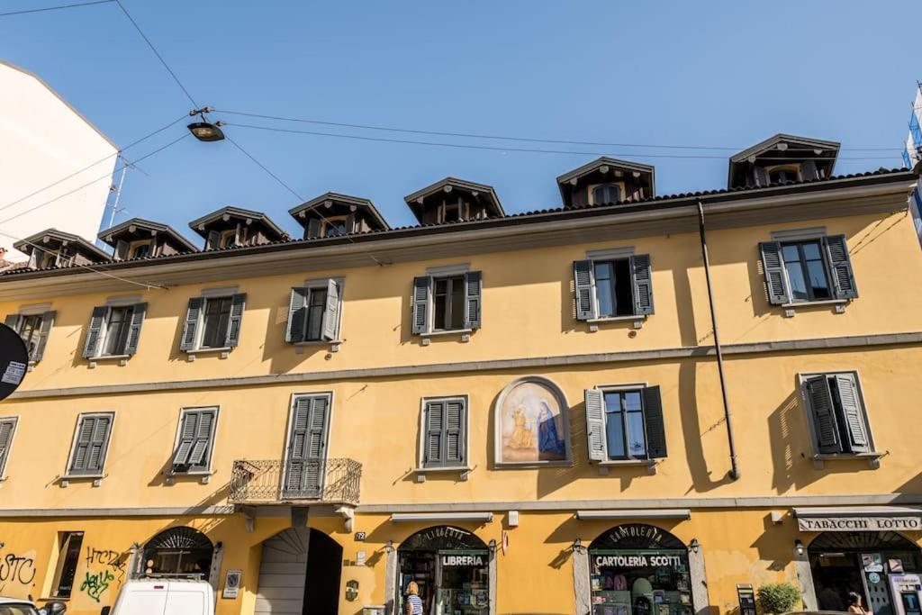 Wonderful Two Floors Apartment Milan