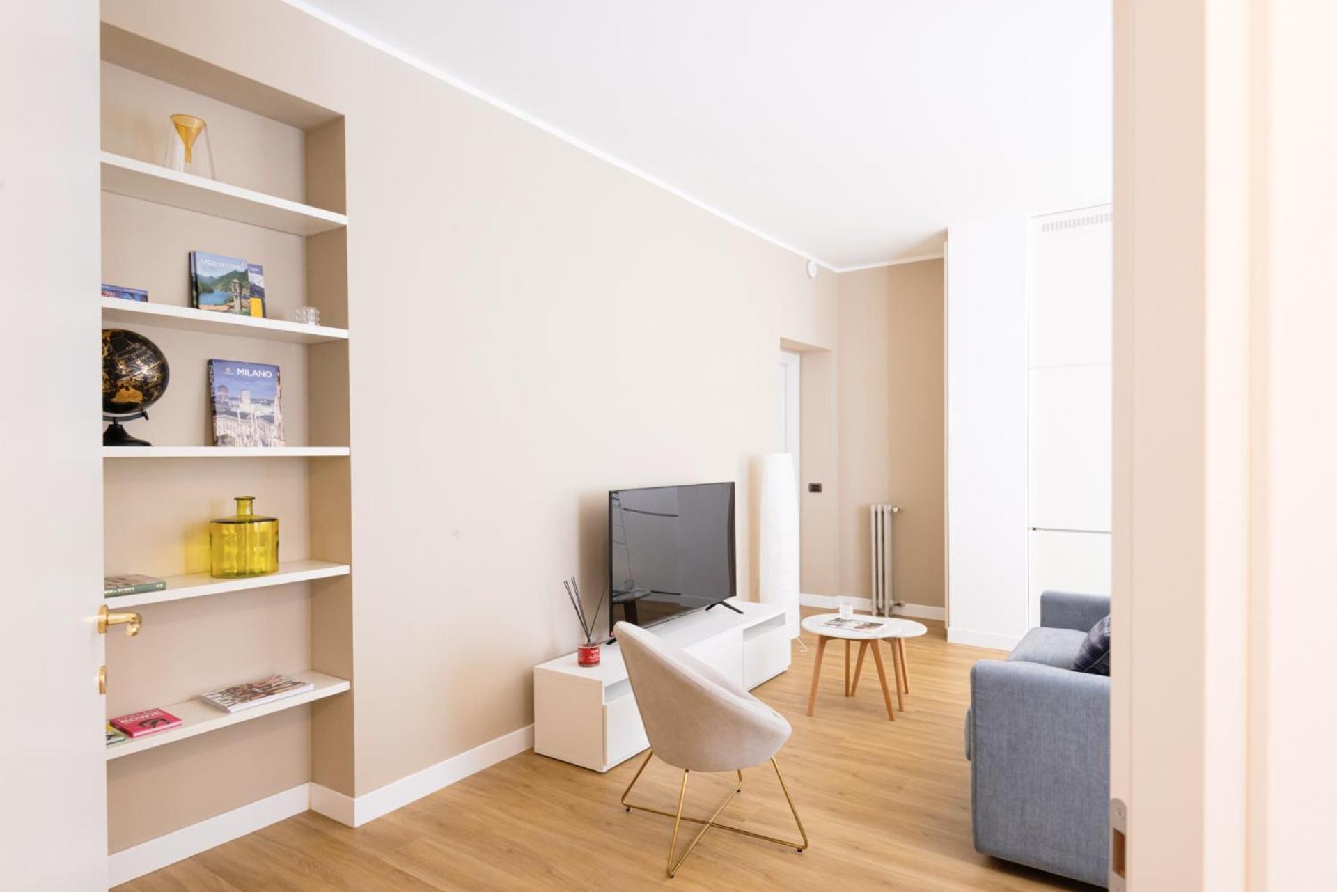 Easylife - Luminoso In Buenos Aires * Milan