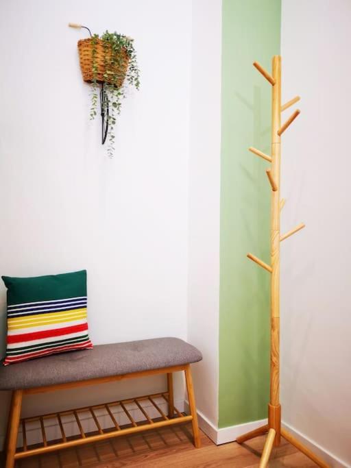 Sunny Flat 50 Meters From The Metro Apartamento *