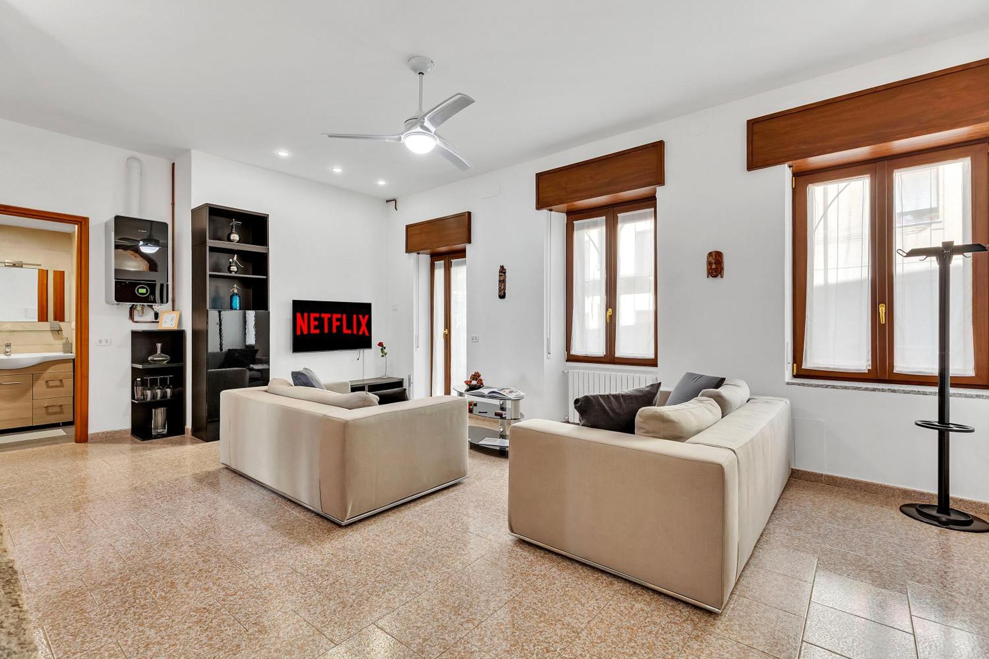 Charming & Bright In The Heart Of - Balcony * Milan