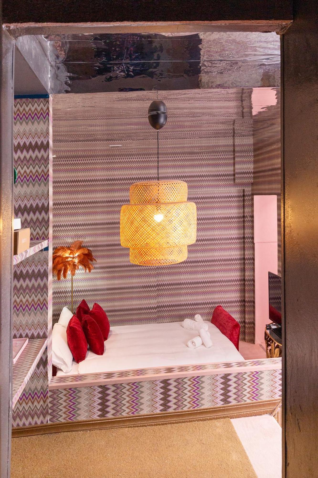 Apartment Piazza Del Carmine - Gold Exclusive - In The Underground No Windows