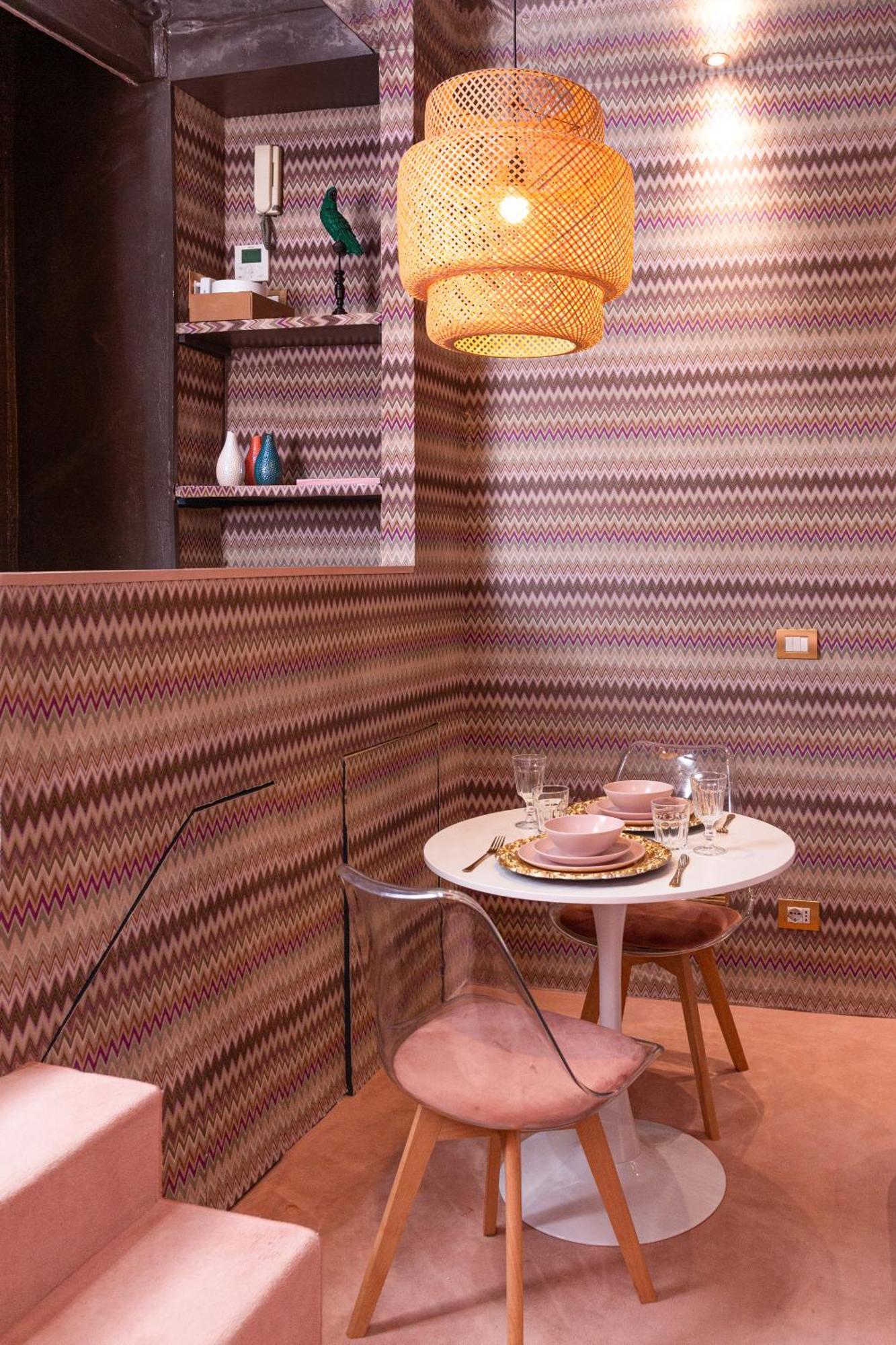 Piazza Del Carmine - Gold Exclusive - In The Underground No Windows Apartment *