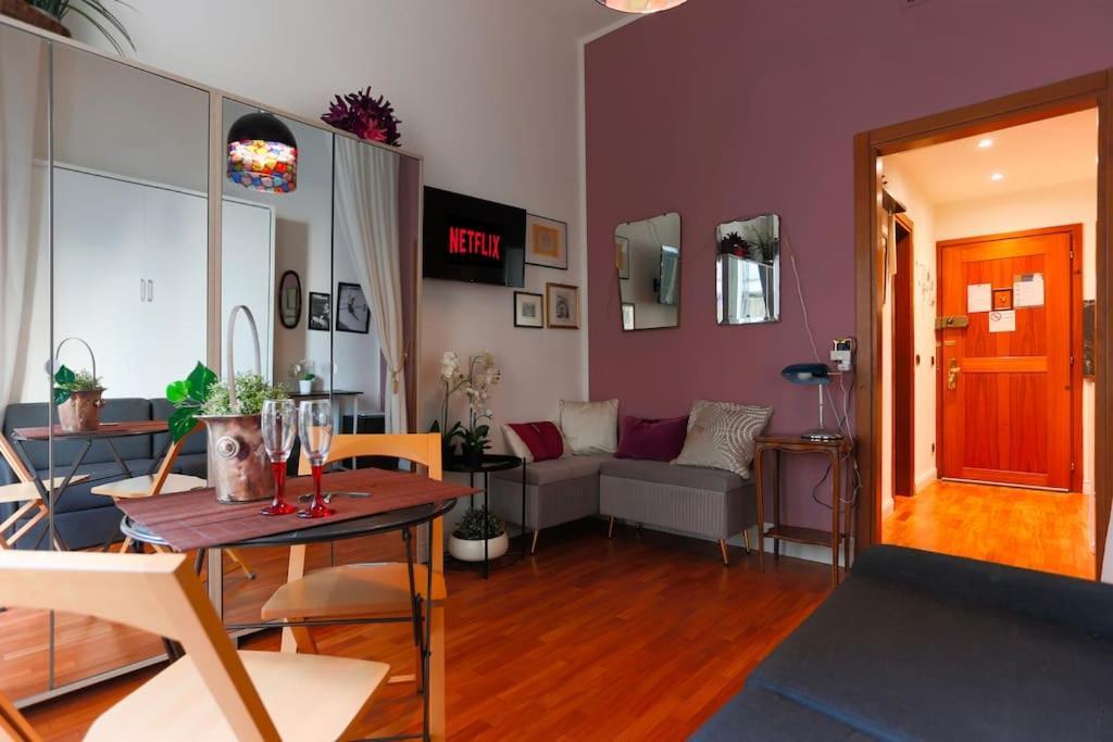 Porta Nuova Moscova: Cozy Near Duomo! * Milão