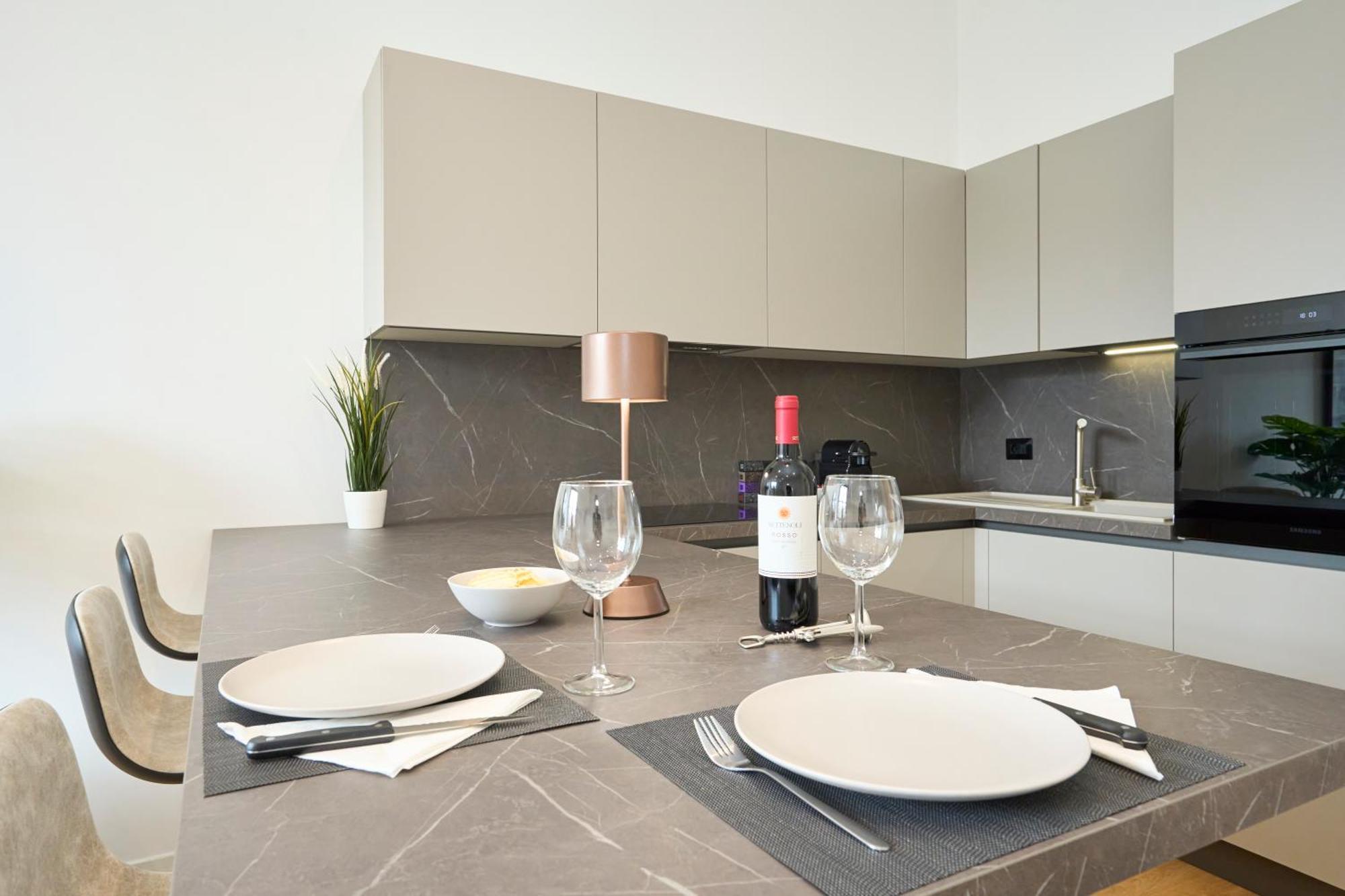 Luxury Design - 20 Minutes From Duomo-navigli Apartamento *