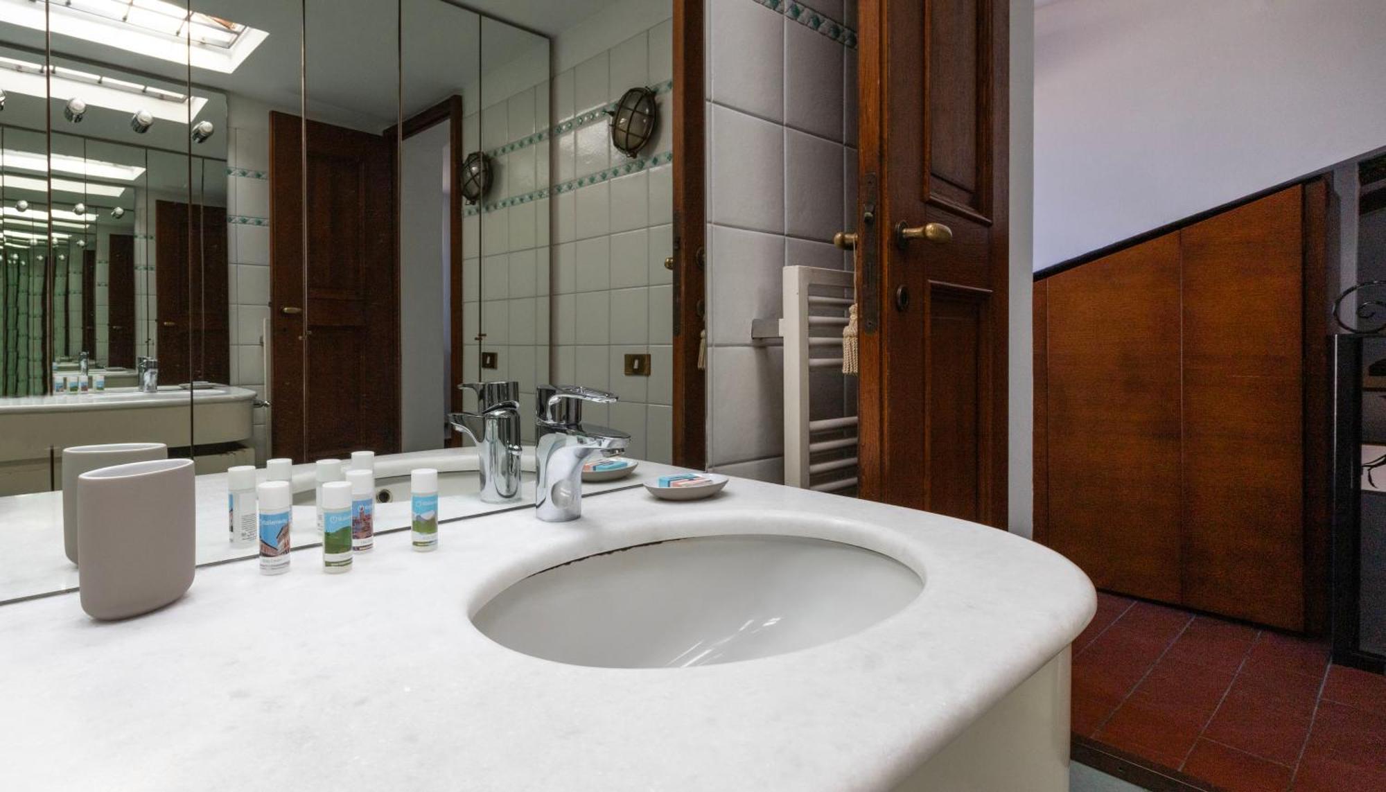 Italianway - Bigli 6 * Milan