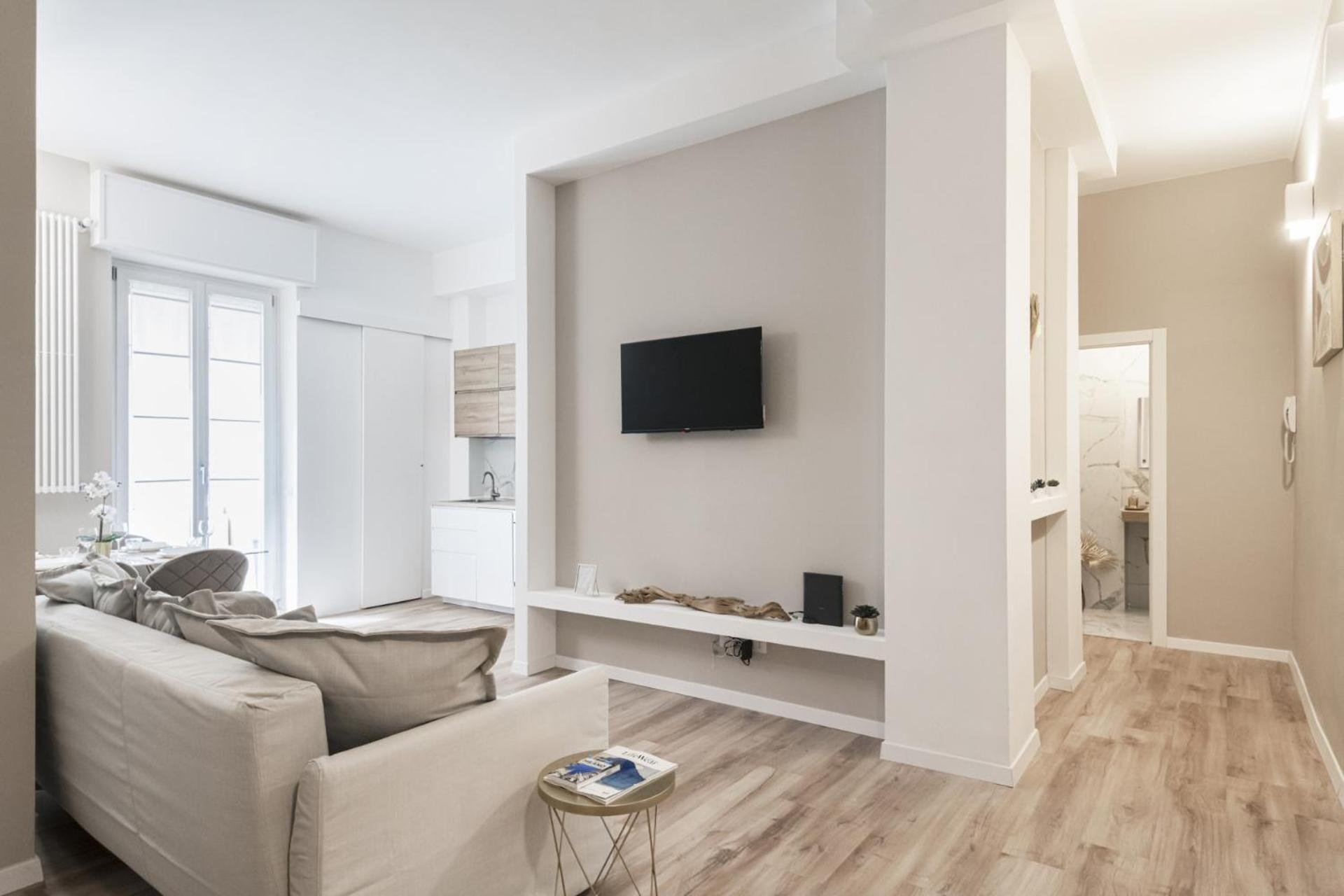 Easylife - Golden Milan