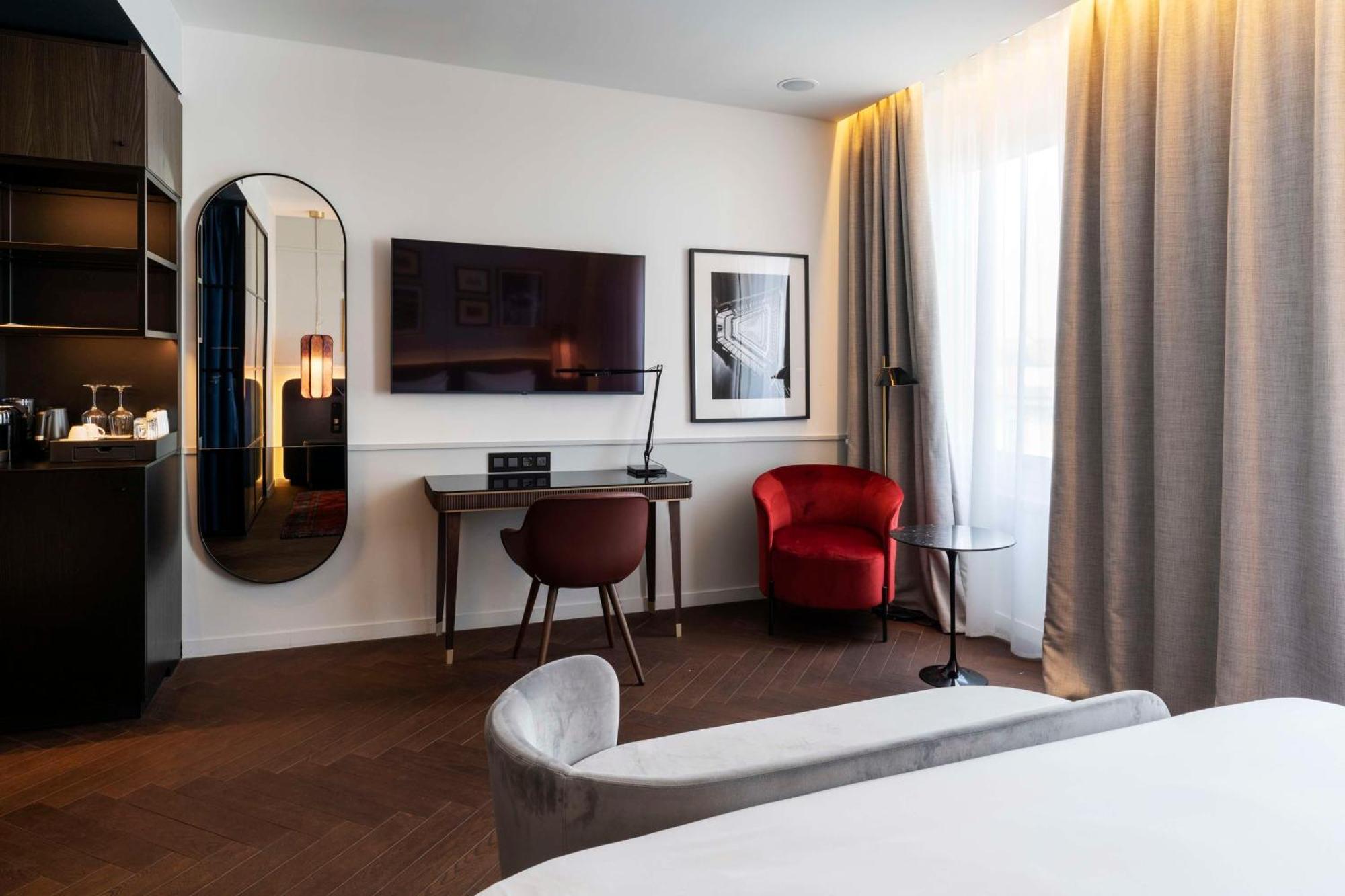 Radisson Collection Hotel, Santa Sofia 5* Milan