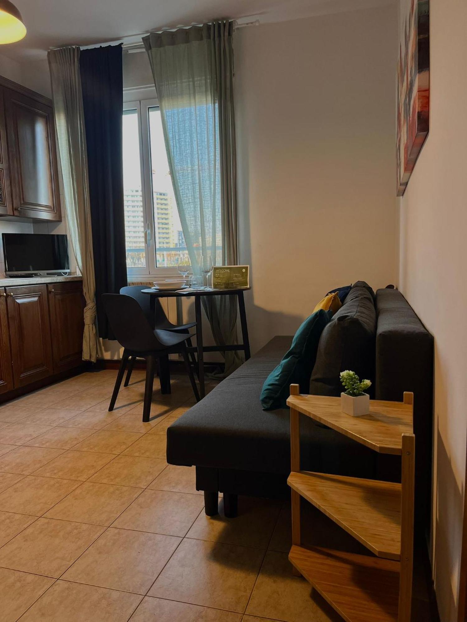 Guest Planet - Zona Bicocca Intero Apartment *